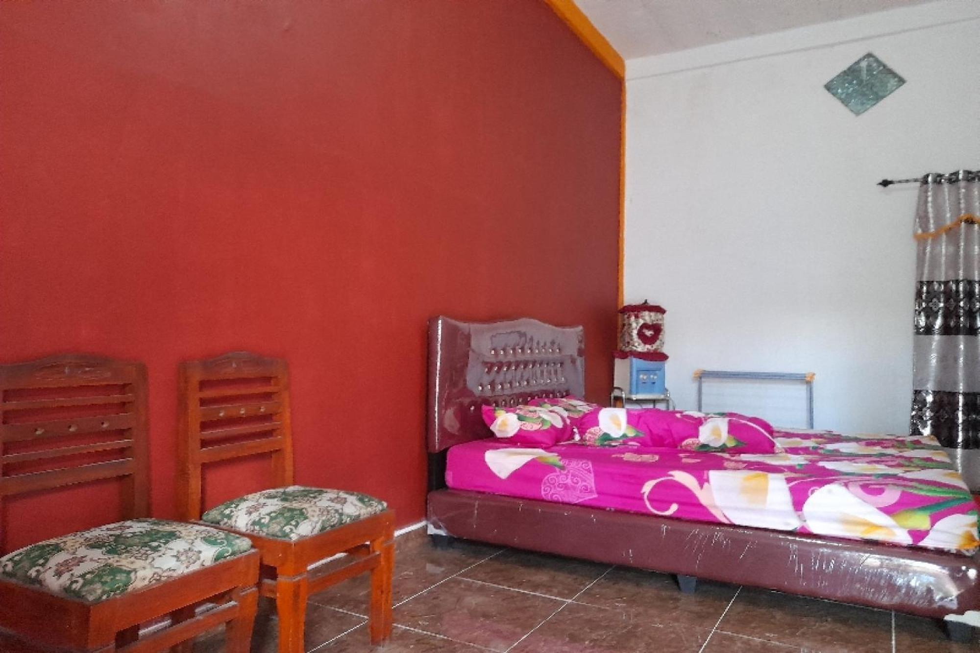 Oyo Homes 91248 Desa Wisata Banding Agung Danau Ranau Exterior foto